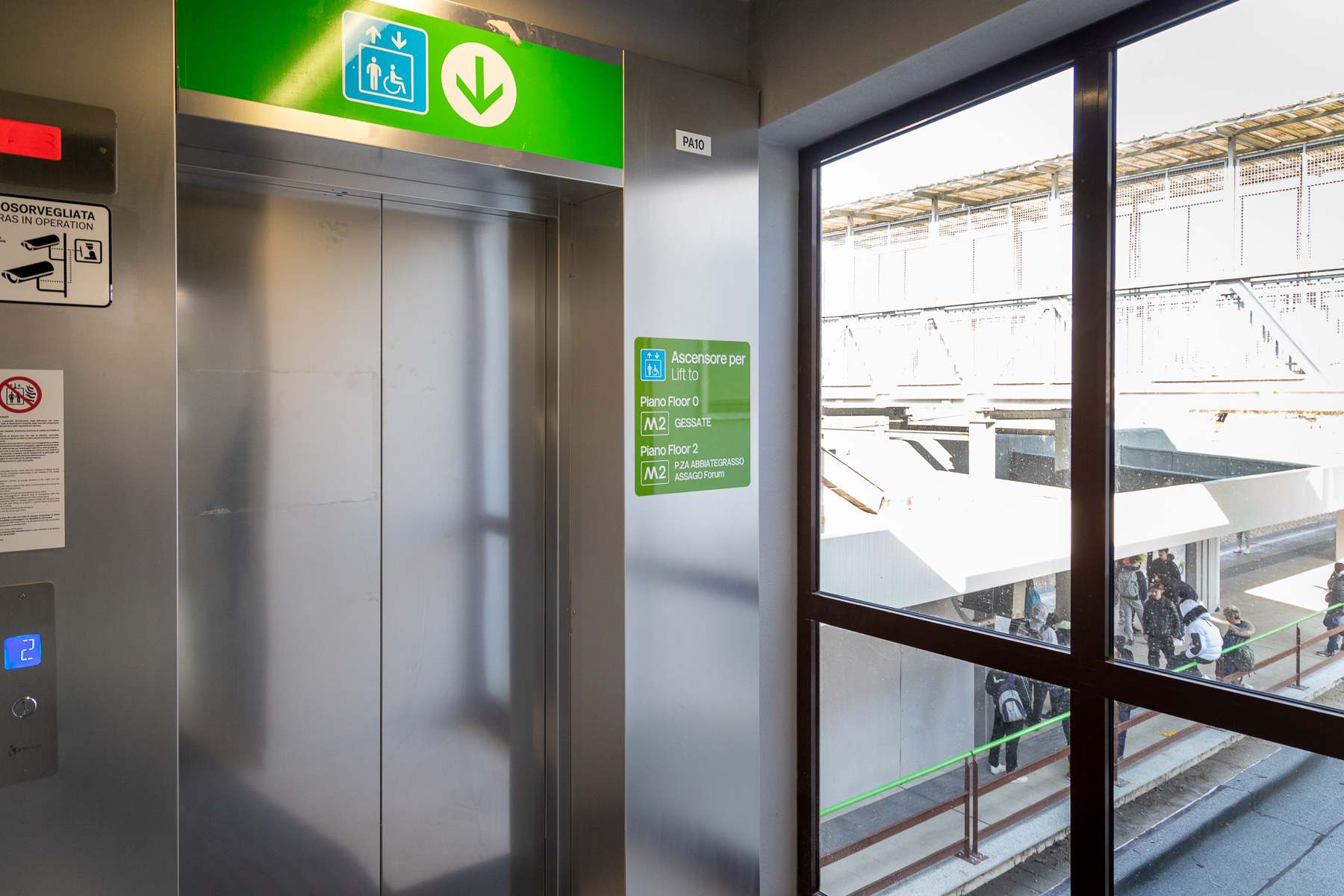 Installati 15 nuovi ascensori: sei stazioni della Linea M2 sono accessibili